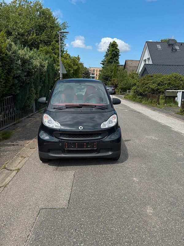 Schwarz Gebraucht 2010 Smart ForTwo Coupé Kleinwagen | 3.600 € (Guter Preis) - Bild 1/4
