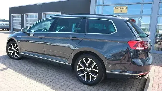 Gebraucht VW Passat GTE 156 PS (114 kW) 2021 Grau Kombi