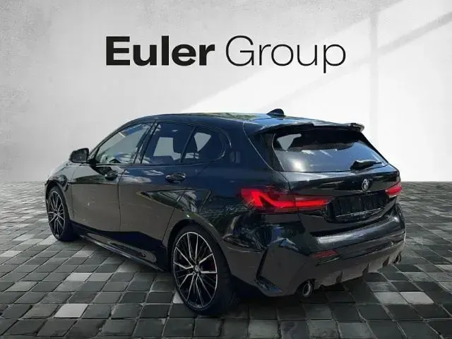Gebraucht BMW 118 M Sport 150 PS (110 kW) 2023 Schwarz Limousine