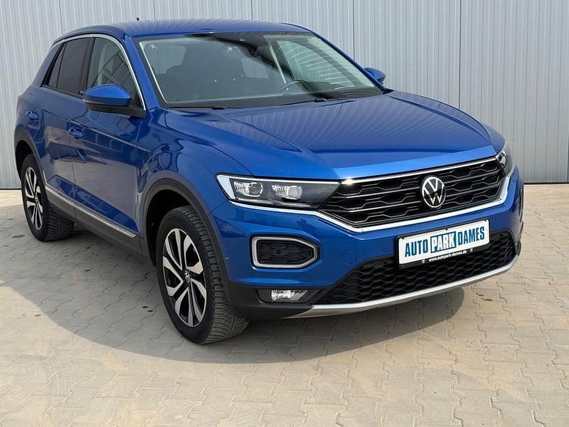 Second-hand VW T-Roc Active 150 CP (110 kW) 2021 Albastru SUV