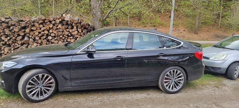 Gebraucht BMW 330 258 PS (189 kW) 2016 Schwarz Limousine