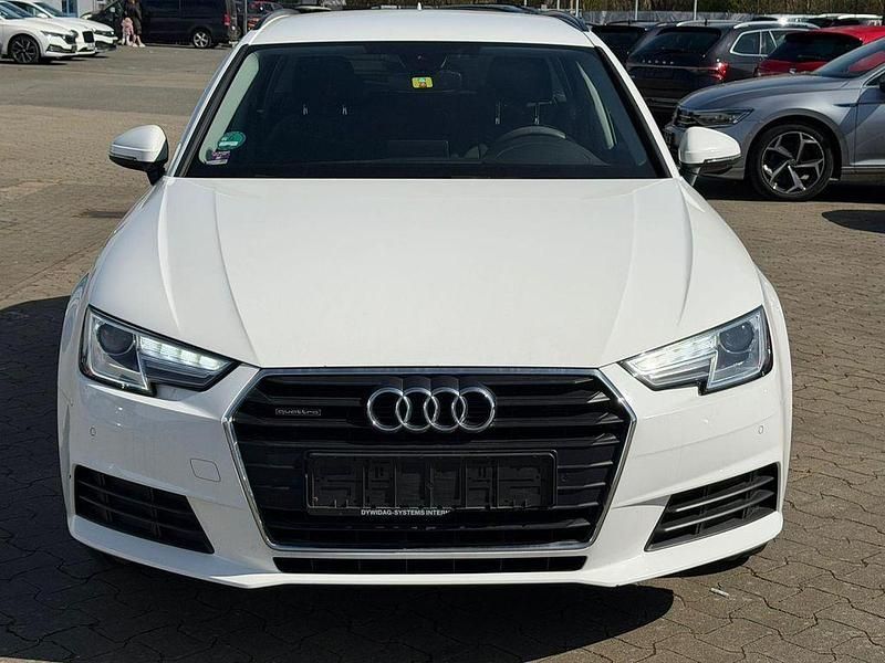 Second-hand Audi A4 Basis 190 CP (139 kW) 2017 Alb Berlinǎ