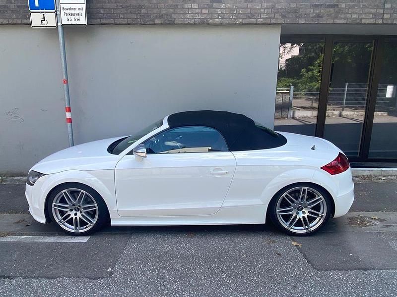 Weiß Gebraucht 2009 Audi TT Roadster Sport Cabrio | 12.500 € (Fairer Preis) - Bild 1/4