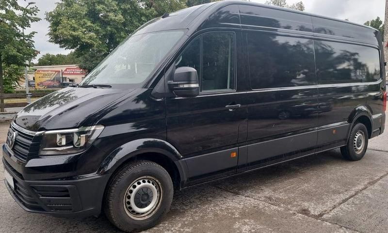 Schwarz (metallic) Gebraucht 2018 VW Crafter Van | 17.500 € (Superpreis) - Bild 1/4