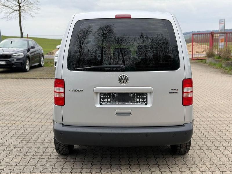 Gebraucht VW Caddy 102 PS (75 kW) 2014 Silber Van / Kleinbus