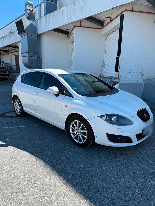Gebraucht Seat Leon 110 PS (80 kW) 2012 Weiß Limousine