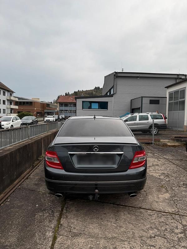 Gebraucht Mercedes C280 230 PS (169 kW) 2008 Grau Limousine