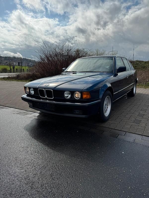 Gebraucht BMW 735 211 PS (155 kW) 1992 Blau Limousine