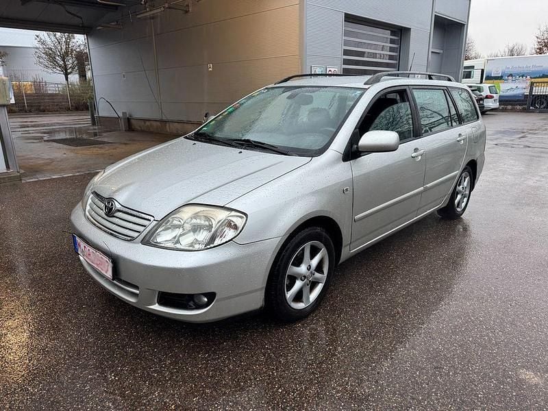 Silber Gebraucht 2006 Toyota Corolla Sol Kombi | 2.890 € (Teuer) - Bild 1/4