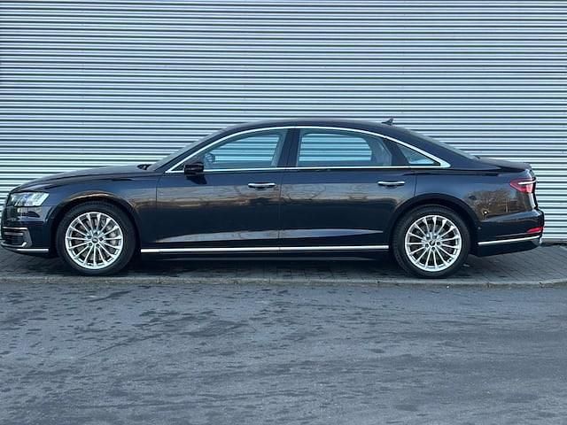 Gebraucht Audi A8L Design 460 PS (338 kW) 2021 Blau Limousine