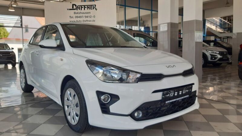 Weiß Gebraucht 2023 Kia Rio Limousine | 15.990 € (Fairer Preis) - Bild 1/1
