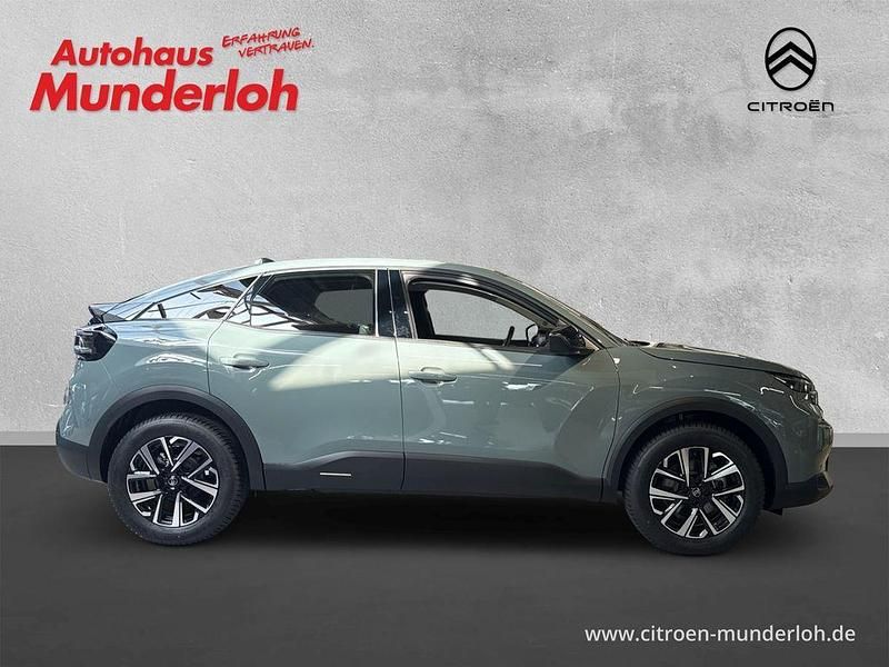 Neu Citroën C4 Start 131 PS (96 kW) 2026 Gruen SUV