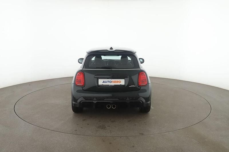 Gebraucht Mini John Cooper Works 231 PS (169 kW) 2022 Grün Kleinwagen