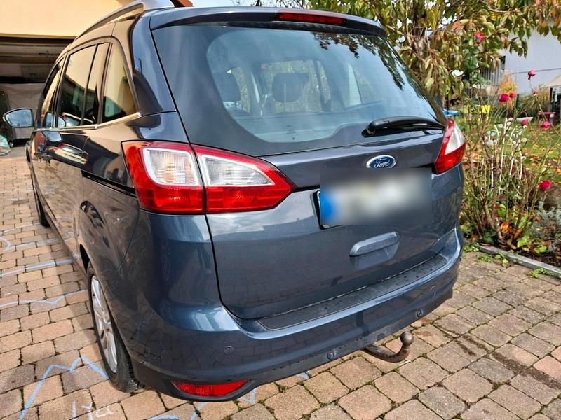 Gebraucht Ford C-MAX Titanium 140 PS (102 kW) 2014 Grau Van / Kleinbus
