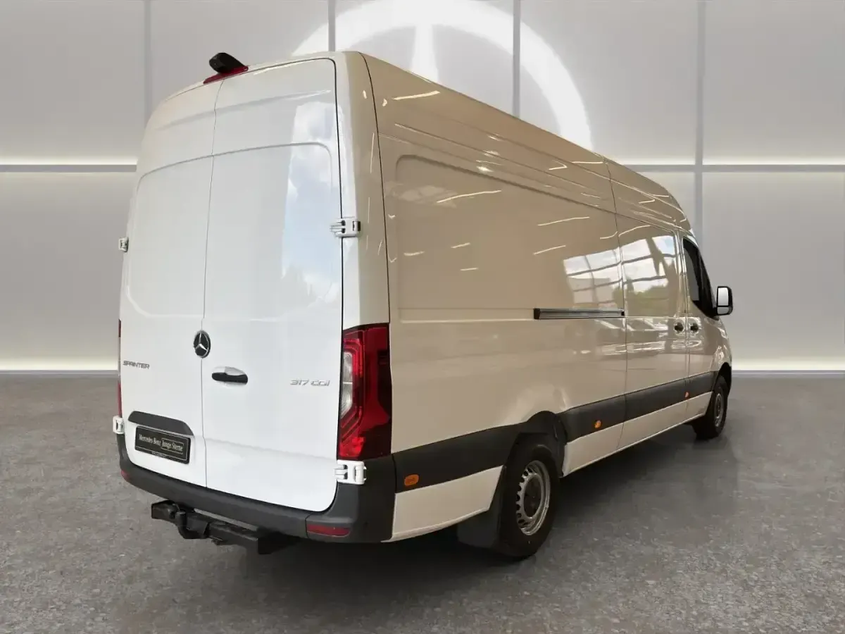 Neu Mercedes Sprinter 170 PS (125 kW) 2026 Weiß Van