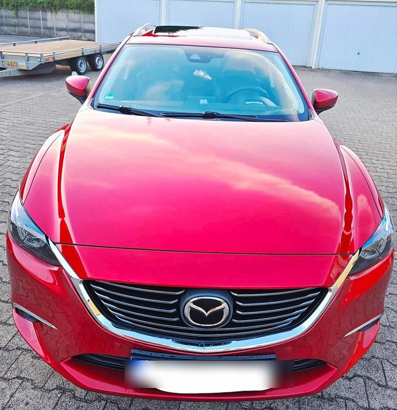 Rot Gebraucht 2017 Mazda 6 Kombi | 14.999 € (Etwas zu teuer) - Bild 1/4