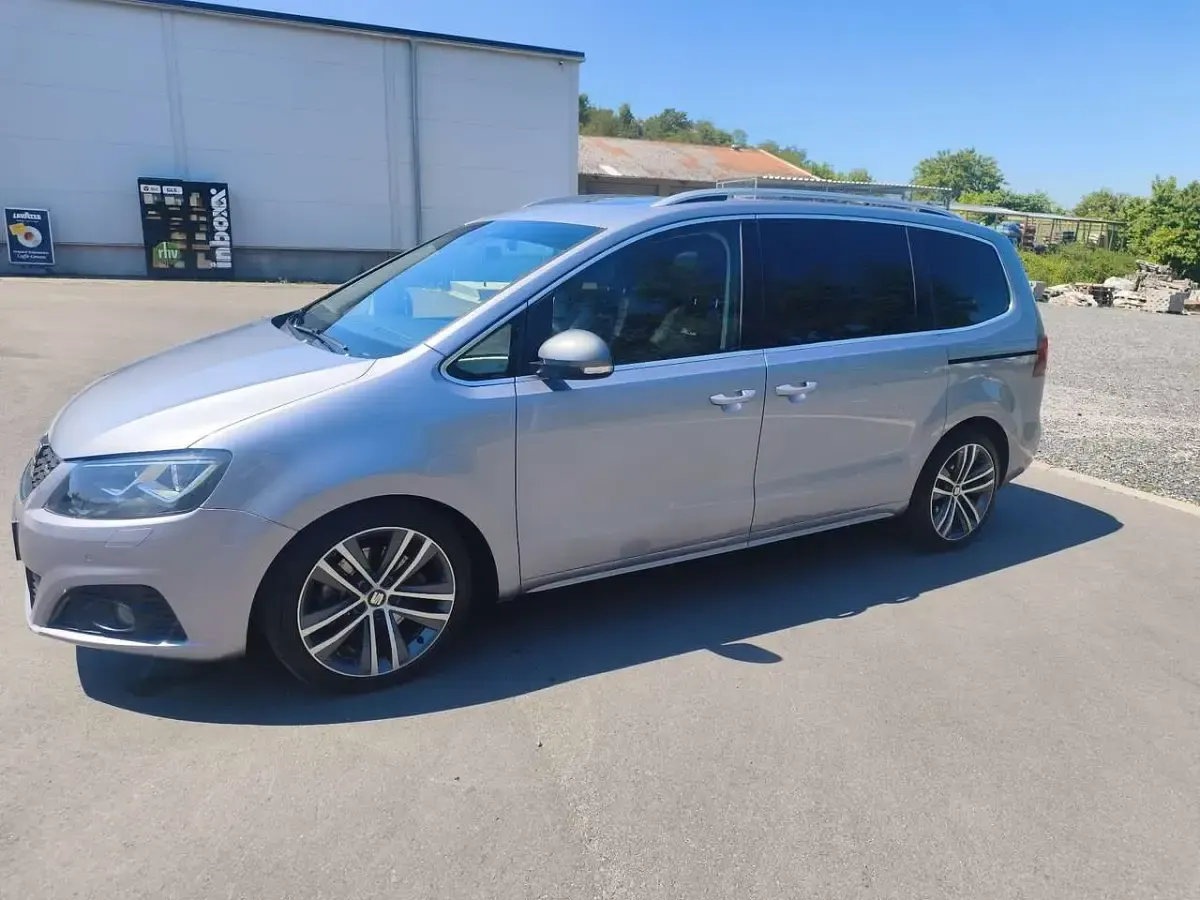 Gebraucht Seat Alhambra FR-Line 177 PS (130 kW) 2019 Grau Van / Kleinbus