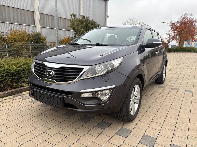 Grau Gebraucht 2010 Kia Sportage SUV | 7.890 € (Fairer Preis) - Bild 1/4