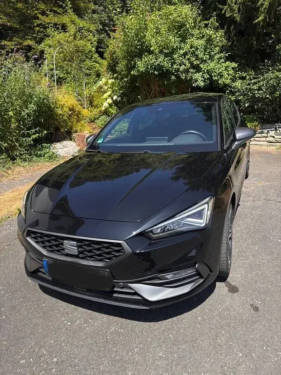 Gebraucht Seat Leon FR 204 PS (150 kW) 2020 Schwarz Limousine