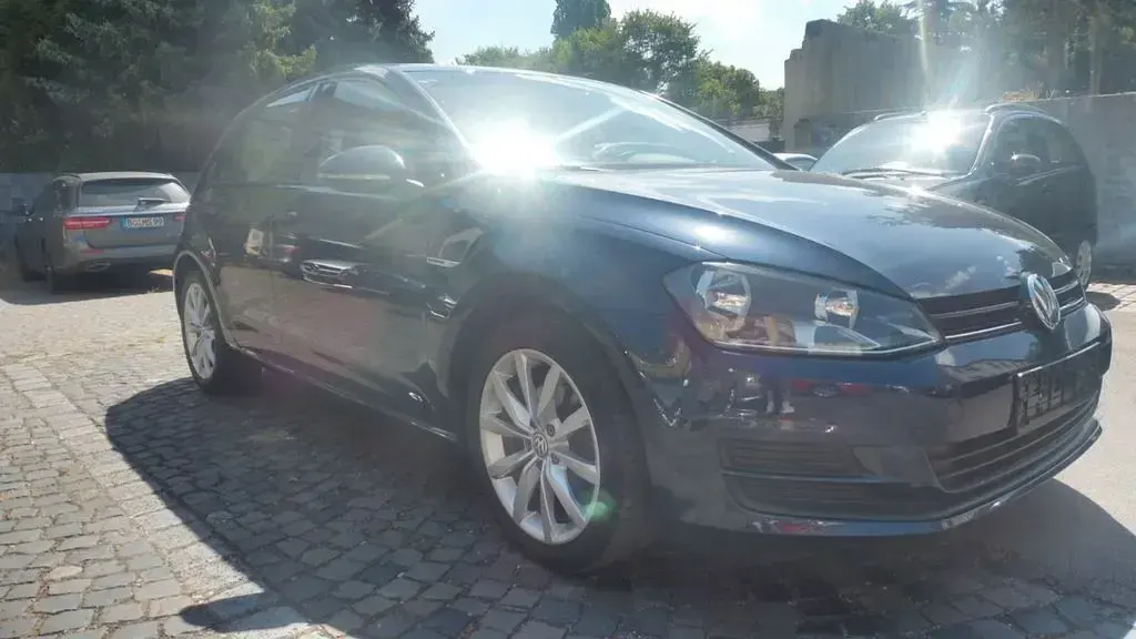 Gebraucht VW Golf VII Trendline 86 PS (63 kW) 2013 Night blue Limousine