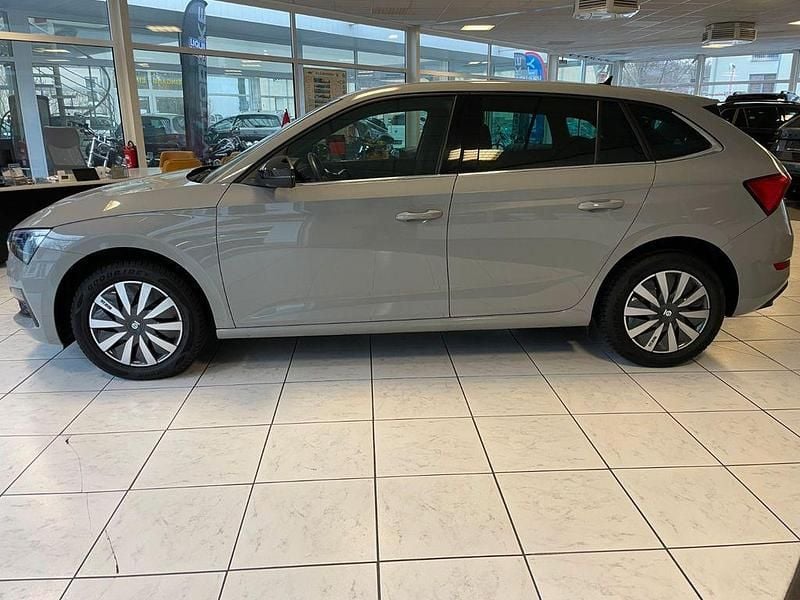 Gebraucht Skoda Scala Style 150 PS (110 kW) 2019 Grau Kleinwagen