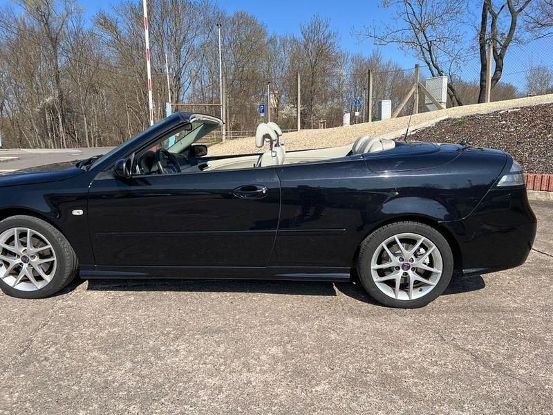 Gebraucht Saab 9-3 Cabriolet Vector 175 PS (128 kW) 2009 Schwarz Cabrio