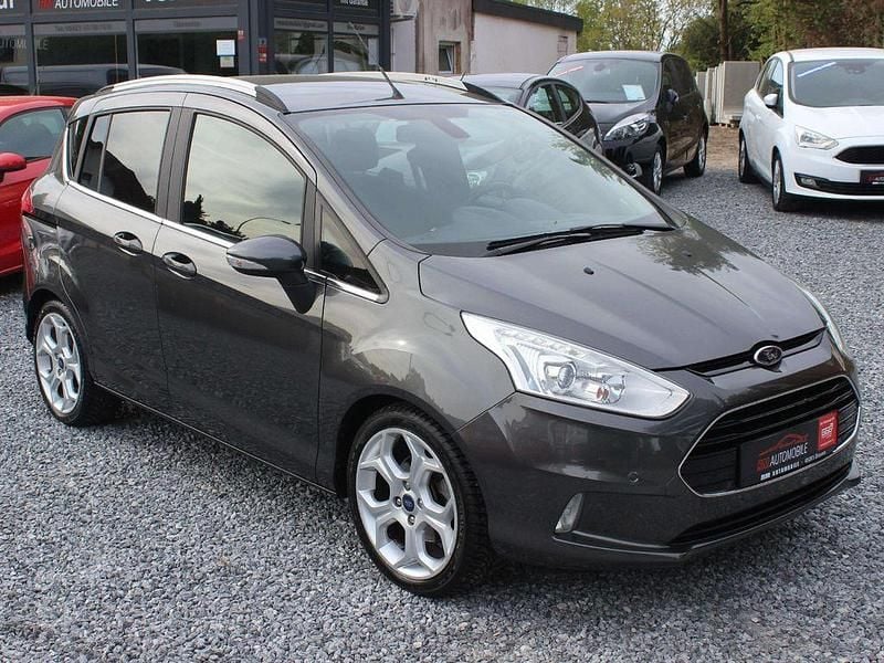 Second-hand Ford B-MAX Titanium 101 CP (74 kW) 2017 Gri Monovolum