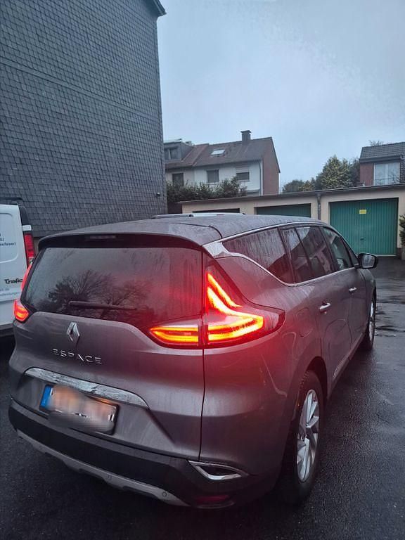 Gebraucht Renault Espace Dynamique 200 PS (147 kW) 2015 Grau Limousine