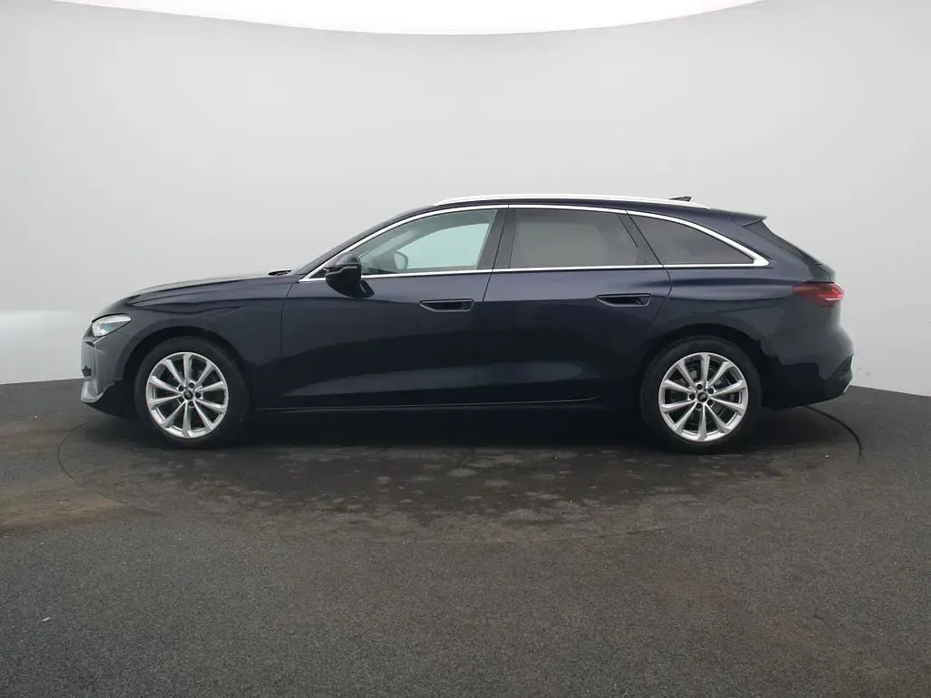 Gebraucht Audi A5 Ambiente 204 PS (150 kW) 2025 Firmamentblau metallic Kombi