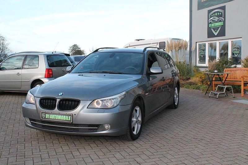 Grau Gebraucht 2009 BMW 525 Kombi | 5.450 € (Teuer) - Bild 1/4
