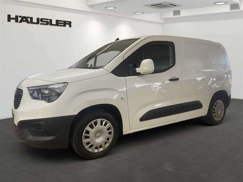 Jade weiß (uni) Gebraucht 2020 Opel Combo Edition Van / Kleinbus | 13.890 € (Etwas zu teuer) - Bild 1/4