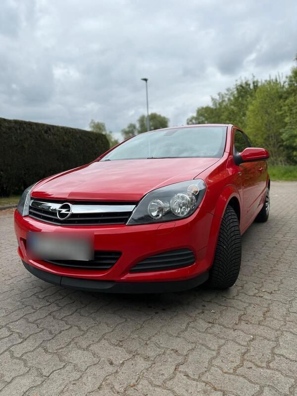 Rot Gebraucht 2006 Opel Astra GTC Coupé | 2.760 € (Guter Preis) - Bild 1/4