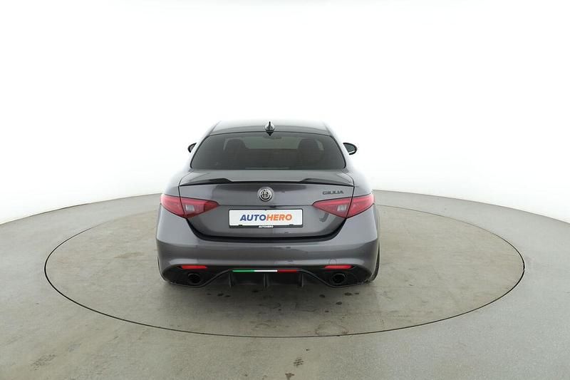 Gebraucht Alfa Romeo Giulia Lusso 200 PS (147 kW) 2019 Grau Limousine