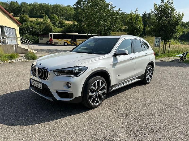 Gebraucht BMW X1 xLine 231 PS (169 kW) 2015 Weiß SUV