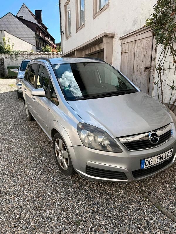 Silber Gebraucht 2006 Opel Zafira Van / Kleinbus | 1.100 € (Superpreis) - Bild 1/4