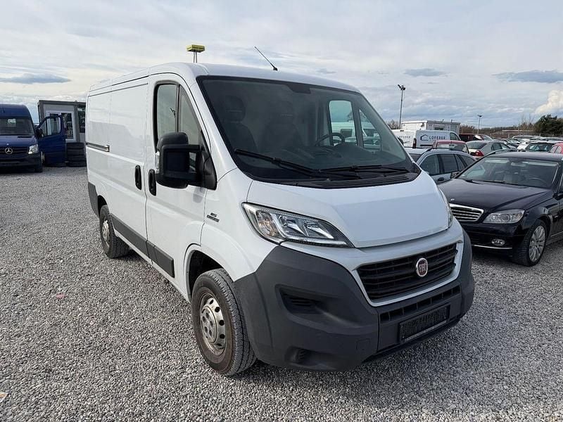 Gebraucht Fiat Ducato 116 PS (85 kW) 2015 Weiß Van