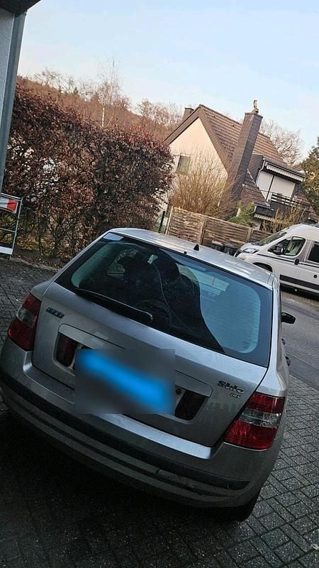 Gebraucht Fiat Stilo 103 PS (75 kW) 2003 Silber Kleinwagen