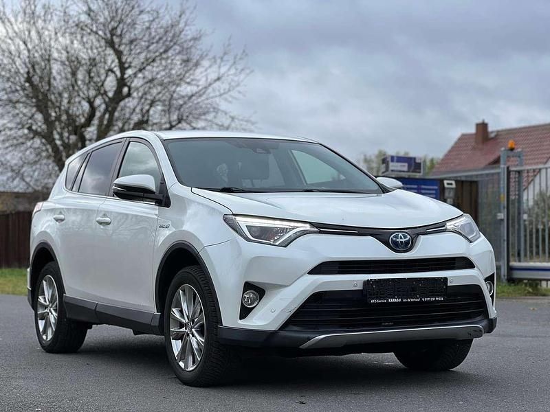 White pearl cs Gebraucht 2018 Toyota RAV4 Hybrid Edition SUV | 18.900 € (Guter Preis) - Bild 1/4
