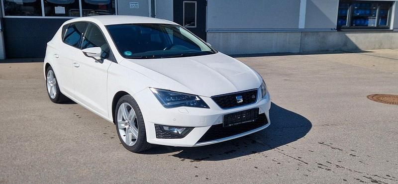 Gebraucht Seat Leon FR 179 PS (131 kW) 2016 Weiß Limousine