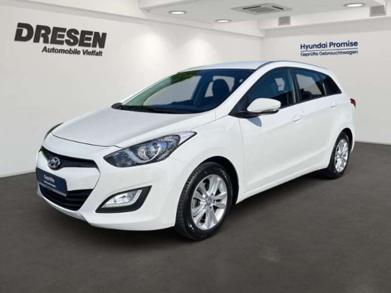 Weiss Gebraucht 2014 Hyundai i30 Edition Kombi | 9.670 € (Fairer Preis) - Bild 1/4