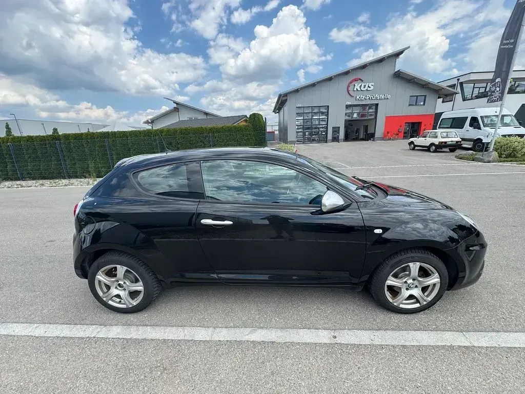 Gebraucht Alfa Romeo MiTo Super 77 PS (56 kW) 2017 Schwarz Kleinwagen