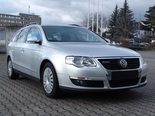 Gebraucht VW Passat Comfortline 110 PS (80 kW) 2009 Silber metallic Kombi