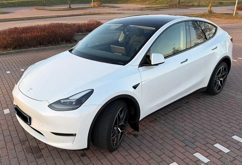 Gebraucht Tesla Model Y 274 kW (373 PS) 2022 Weiß SUV