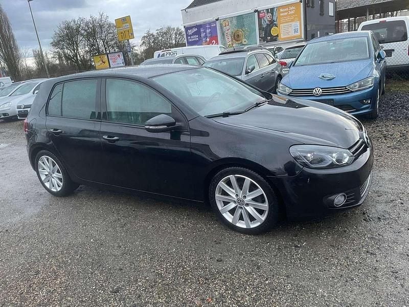 Gebraucht VW Golf VI Highline 122 PS (89 kW) 2009 Deep black perleffekt Kleinwagen