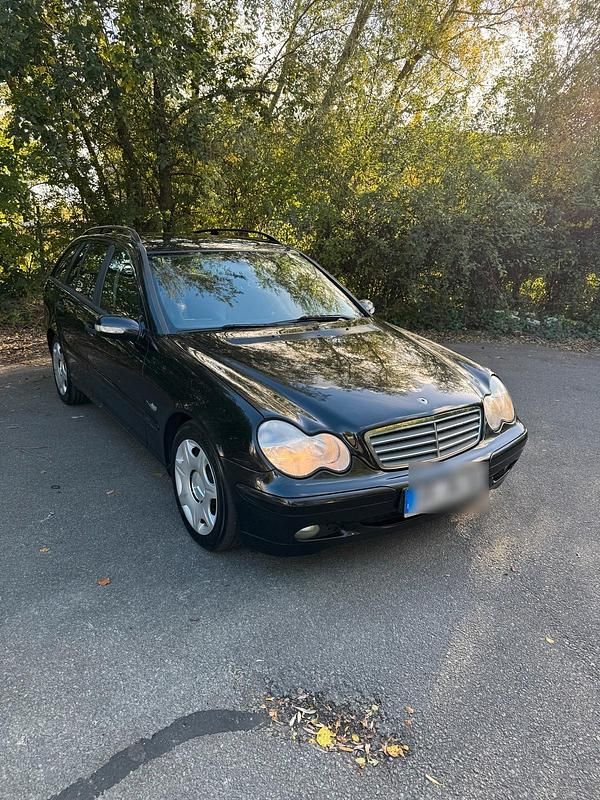 Schwarz Gebraucht 2004 Mercedes C200 Kombi | 1.500 € (Superpreis) - Bild 1/4