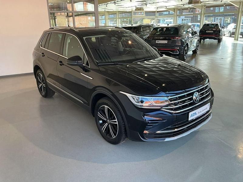 Gebraucht VW Tiguan 150 PS (110 kW) 2021 Schwarz SUV