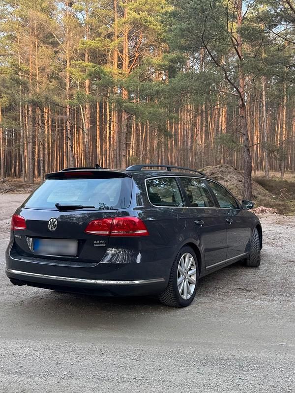 Usata VW Passat 140 CV (102 kW) 2013 Grigio Station wagon