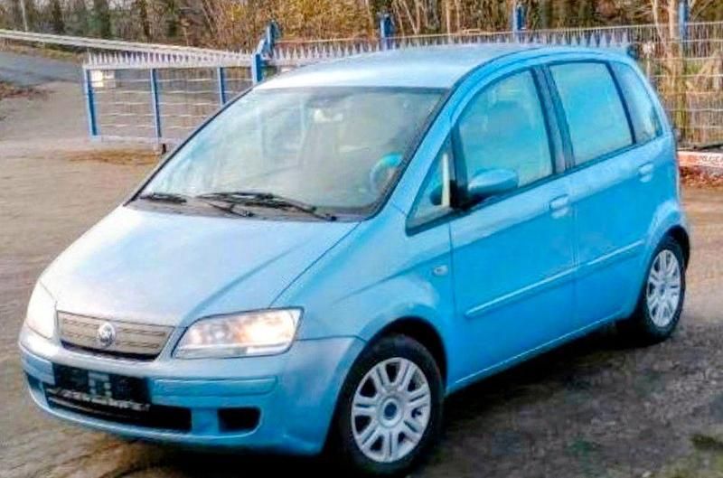 Gebraucht Fiat Idea Dynamic 95 PS (69 kW) 2006 Blau Van / Kleinbus