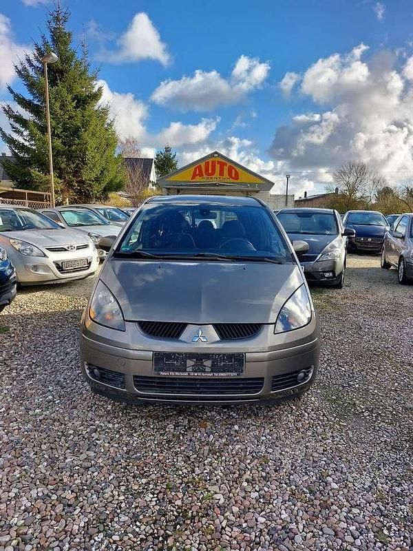 Gebraucht Mitsubishi Colt Motion 95 PS (69 kW) 2008 Grau