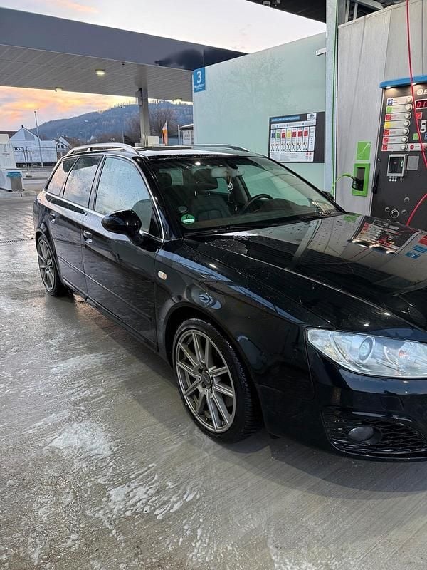 Gebraucht Seat Exeo 211 PS (155 kW) 2011 Schwarz Kombi